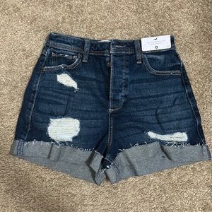 Curvy ultra high-rise mom shorts